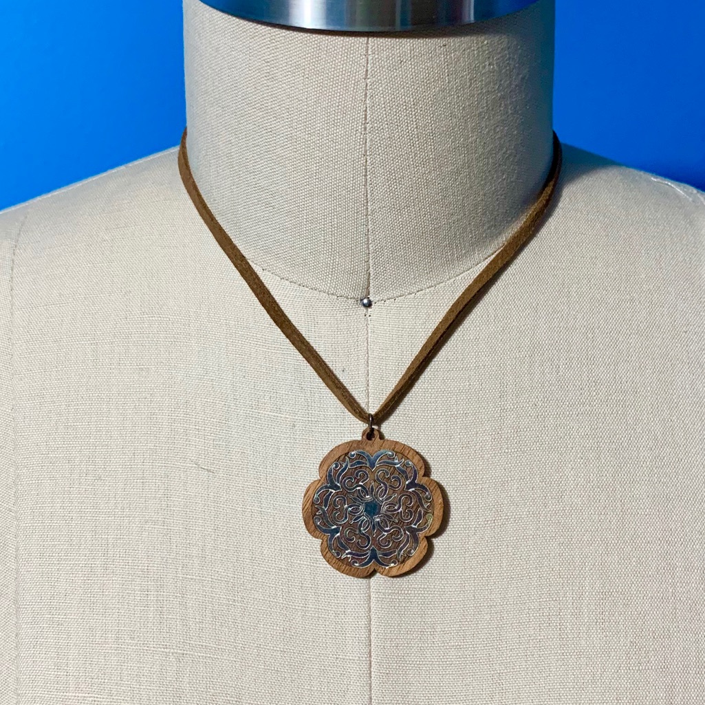 Silver Tone Necklace